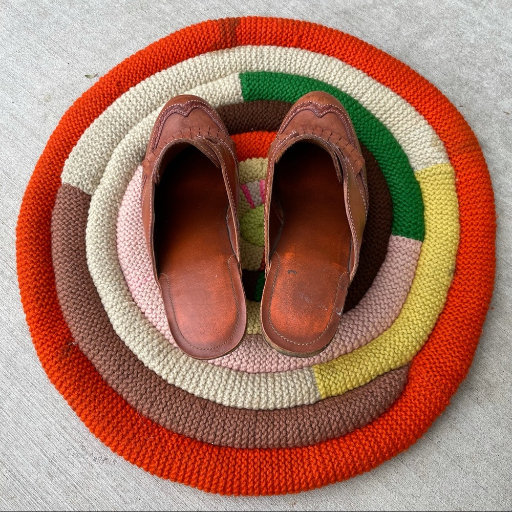 1960’s Kiltie Leather Cut-Out Mules~ - Picture 5 of 6